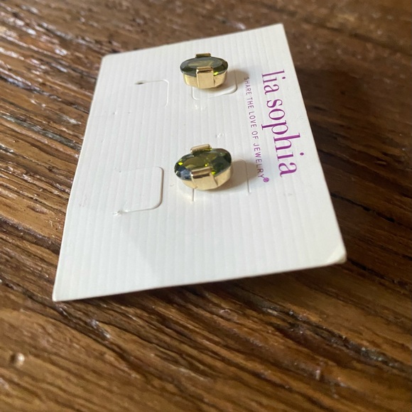 Lia Sophia Earrings - Picture 2 of 2